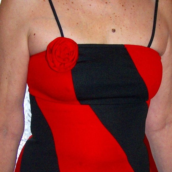 SEXY FREDERICKS OF HOLLYWOOD BLACK AND RED ASYMMETRICAL SPAGHETTI STRAP DRESS - Picture 3 of 8